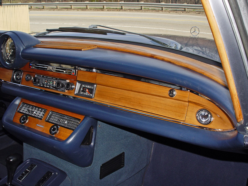 1971Mercedes-Benz280SE35CoupeJB11612