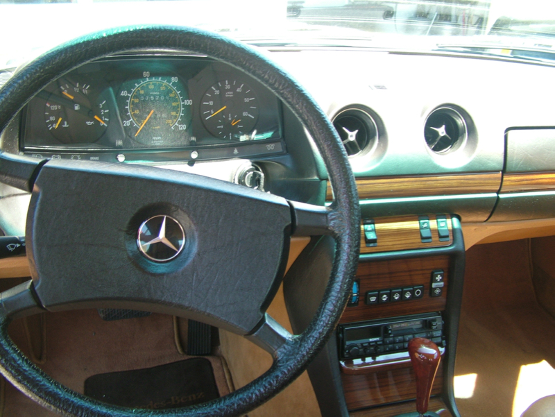 1983Mercedes-Benz300CDTJB21311